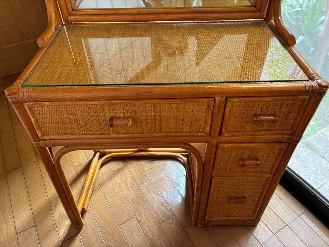 ラタンドレッサー　オシャレで上品