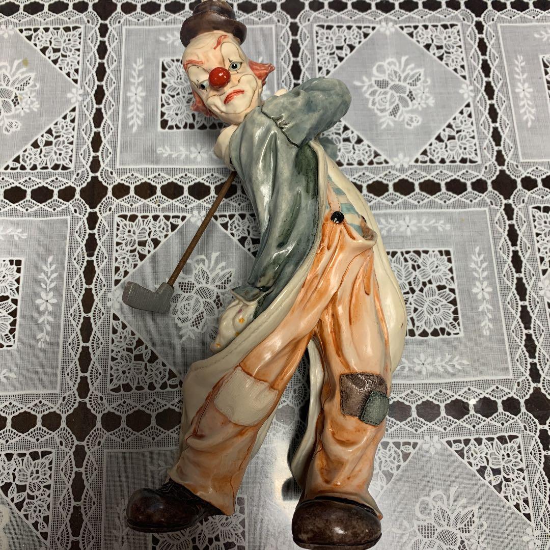 ピエロ　置物