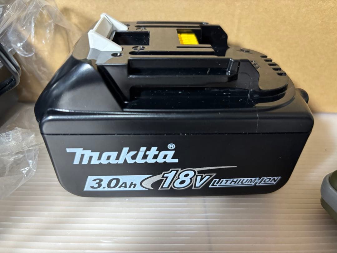 新品！マキタ CL286FD 掃除機 クリーナー 充電器 バッテリー セット