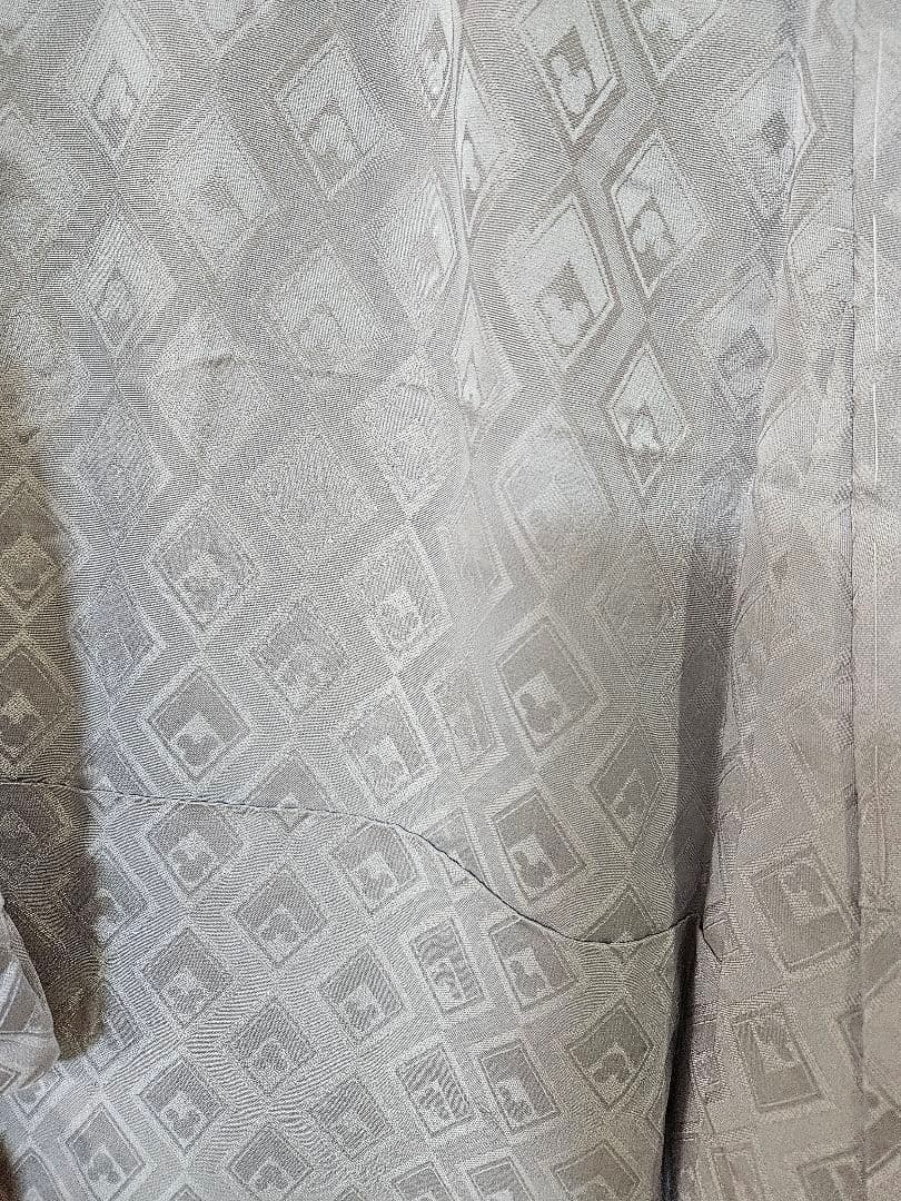 グレー模様入り着物 ディズニー ミッキー柄