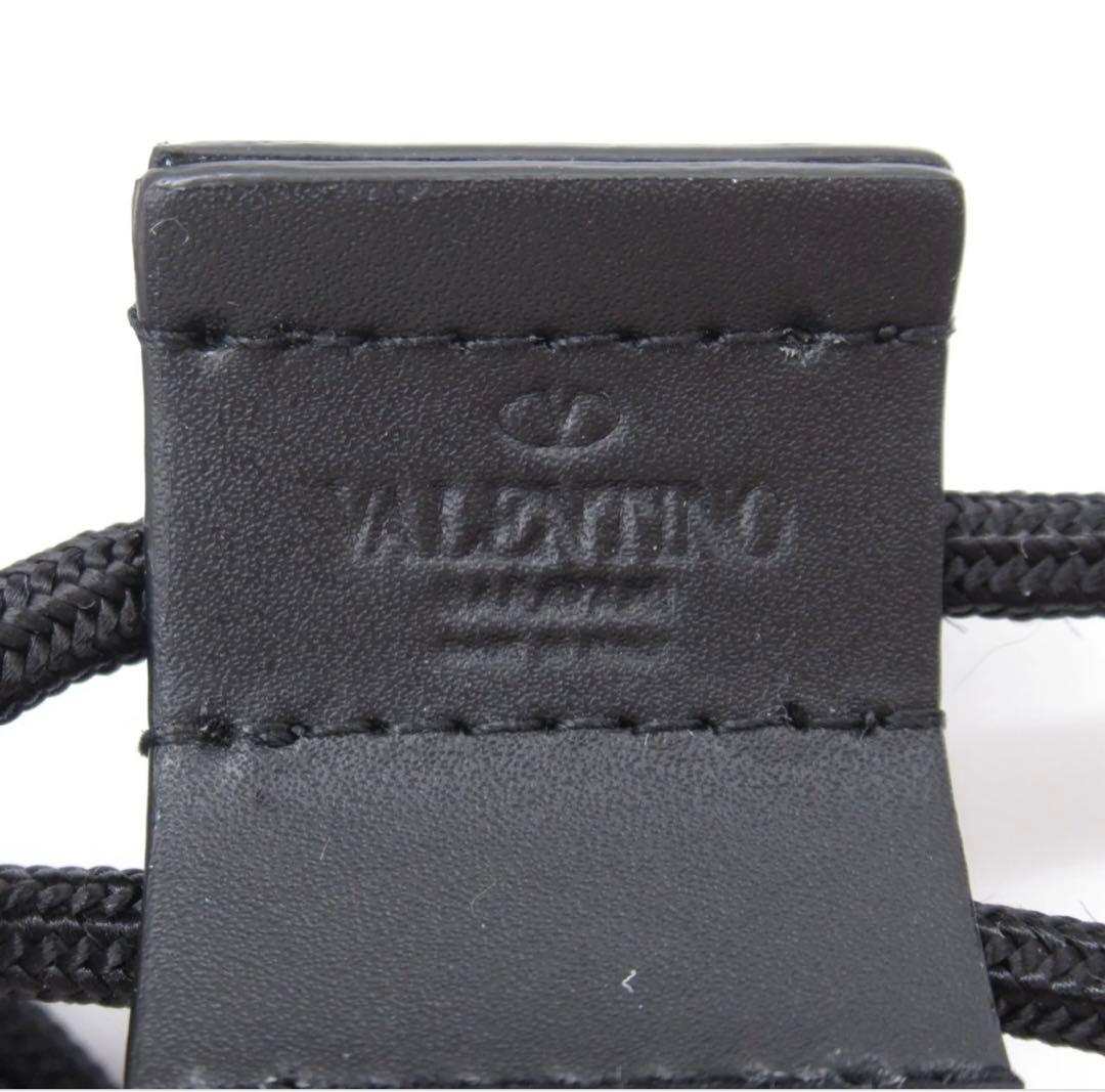 VLTN バレンティノ　ヴァレンティノ　iPhone13pro ストラップつき