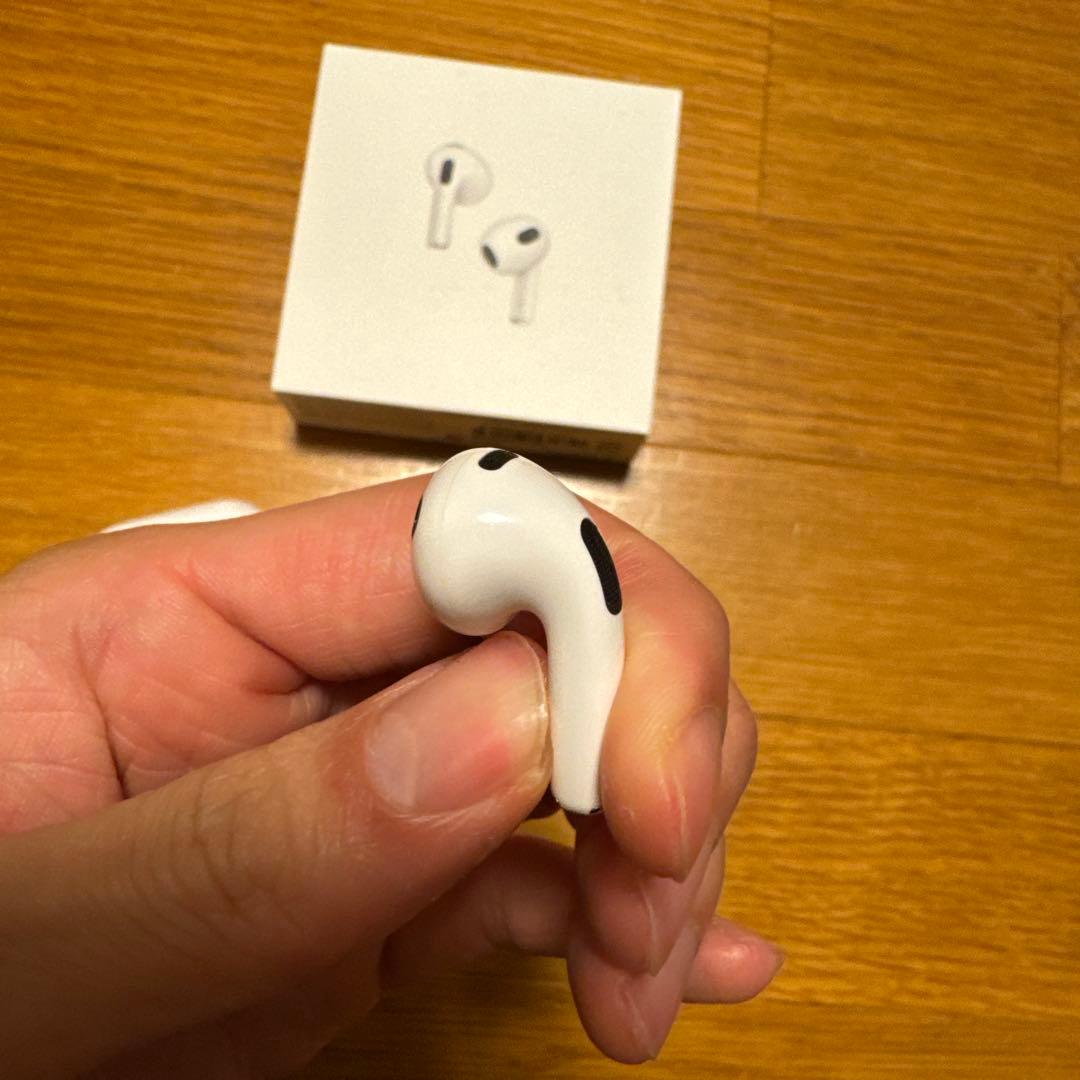 Apple AirPods エアポッツ ワイヤレスイヤホン