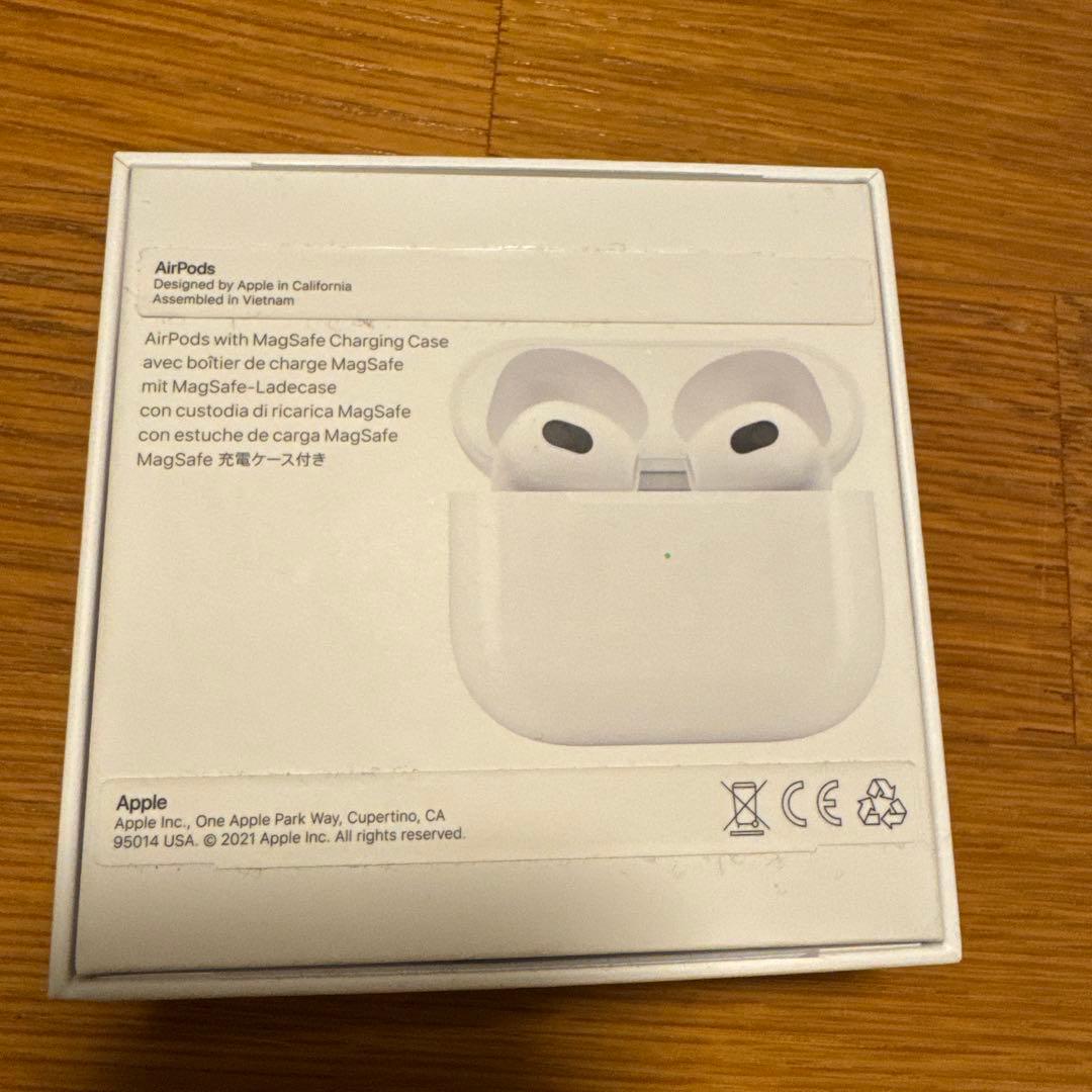 Apple AirPods エアポッツ ワイヤレスイヤホン