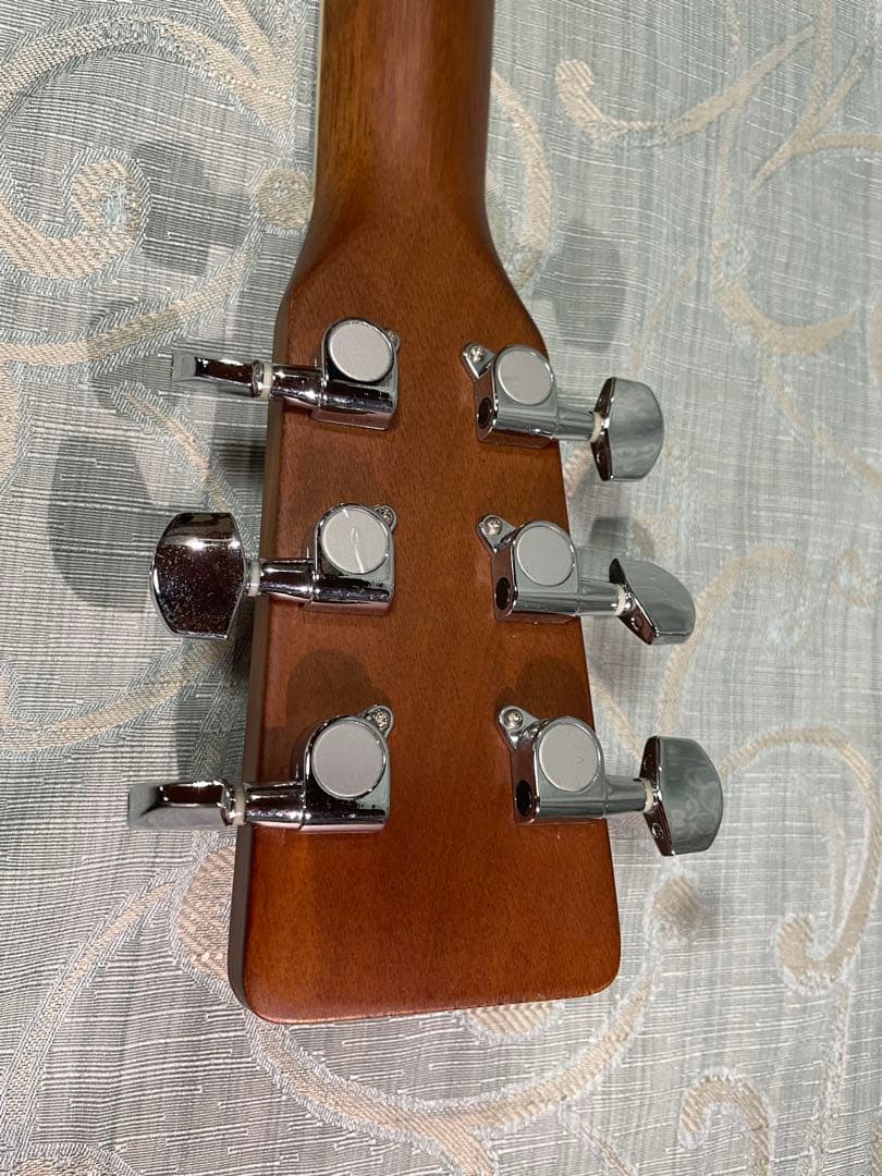 アコースティックギター ハードケース、チューナー付き