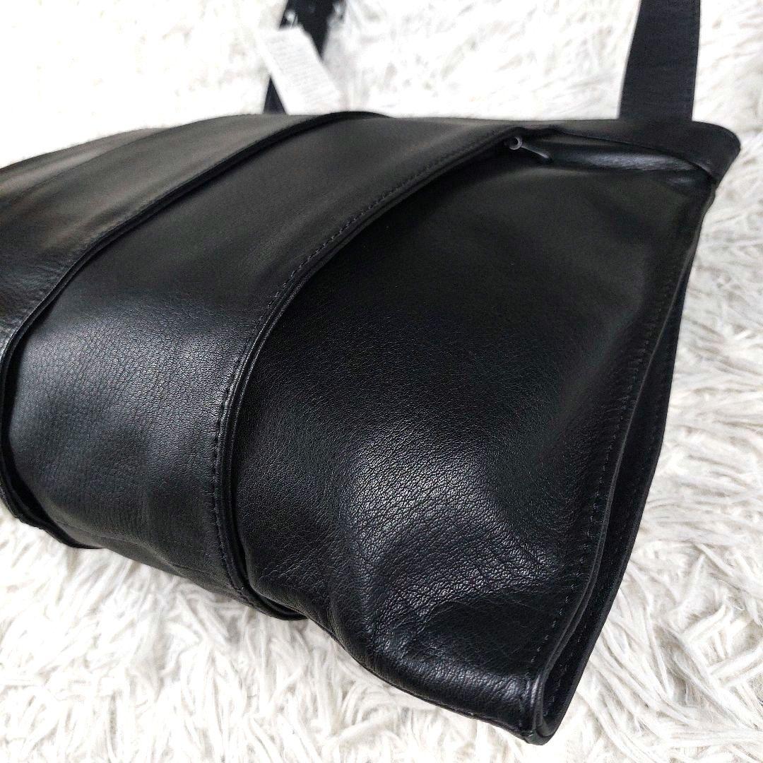 未使用級タグ付 kawa-kawa 2WAY 大容量 レザーショルダーバッグ 黒