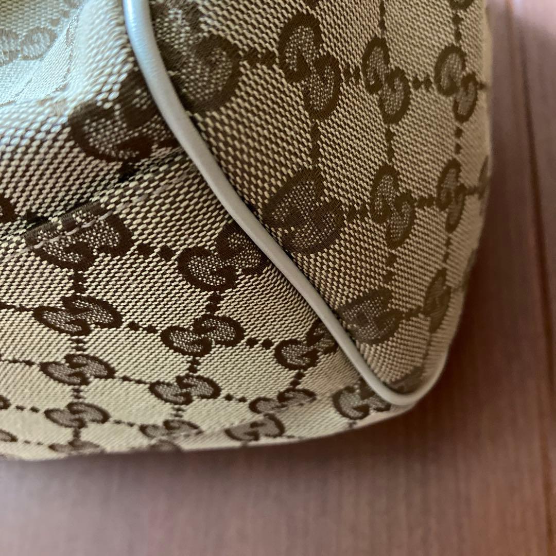 グッチ　ハンドバッグ　GG