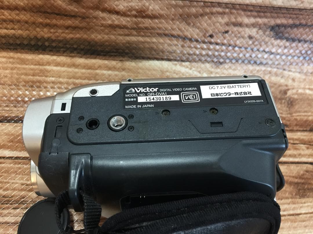 再生ダビングOK　Victor　GR-DVA1　付属品あり　液晶綺麗・大画面