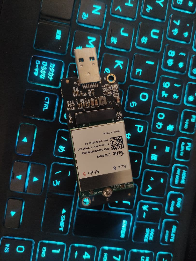 Telit LN940A9 T77W676 4G LTE モデム & アダプタ
