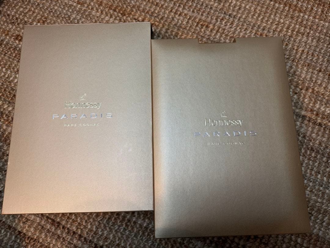 ヘネシー パラディ Hennessy PARADIS 空瓶 空箱 箱カバー