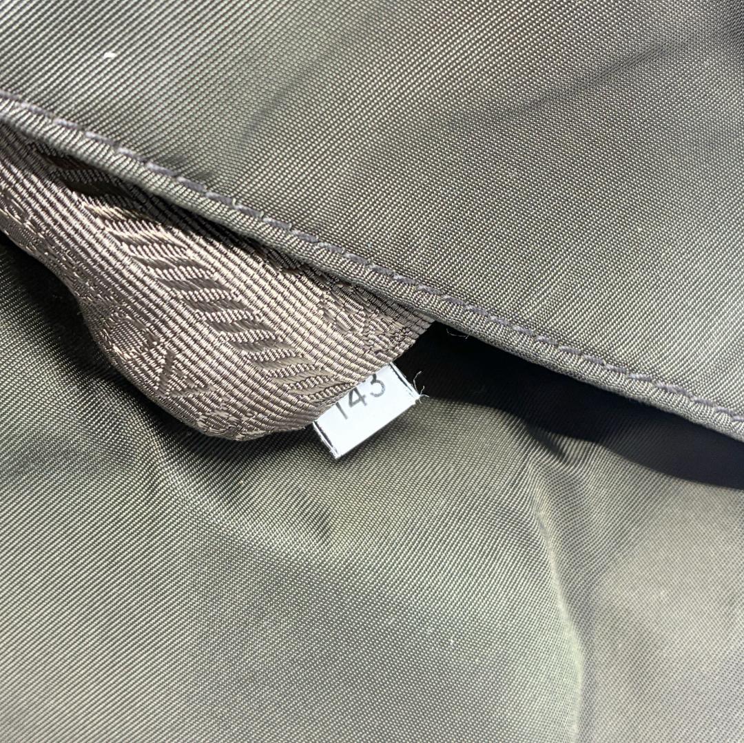 美品 PRADA プラダ ナイロン ショルダーバッグ カーキ A1359B1