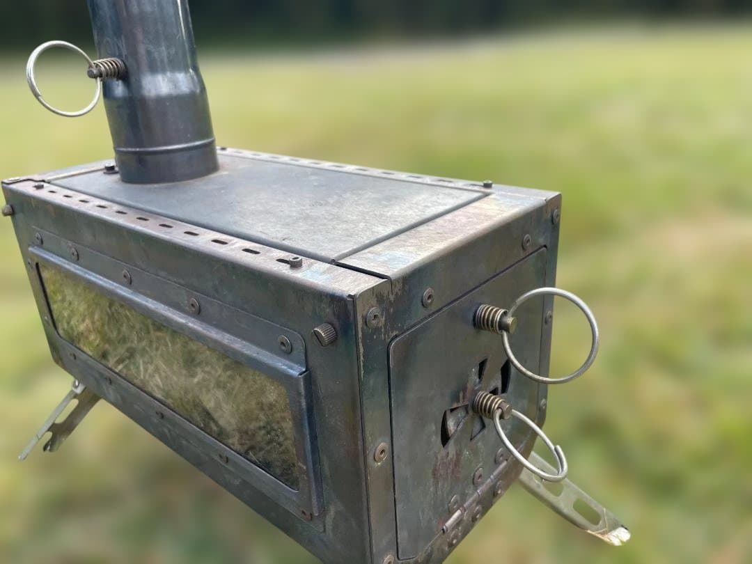 Soomloom卓上薪ストーブDECO