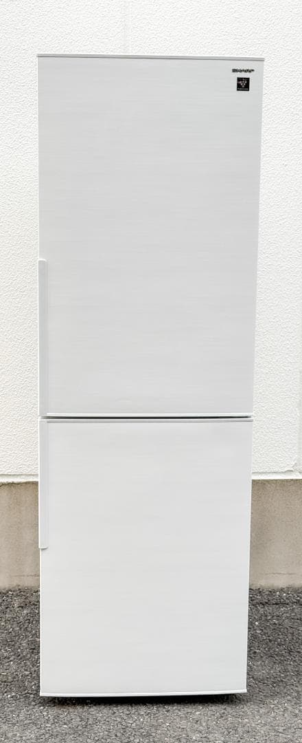 高年式　2023年製 SHARP 冷蔵庫 310L 大容量 家庭用 省エネ