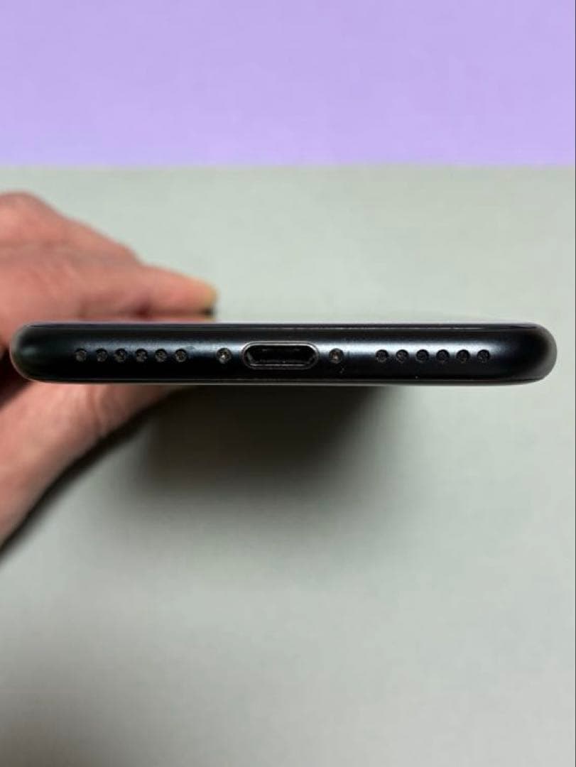 iPhone SE 第3世代 64GB 箱付き