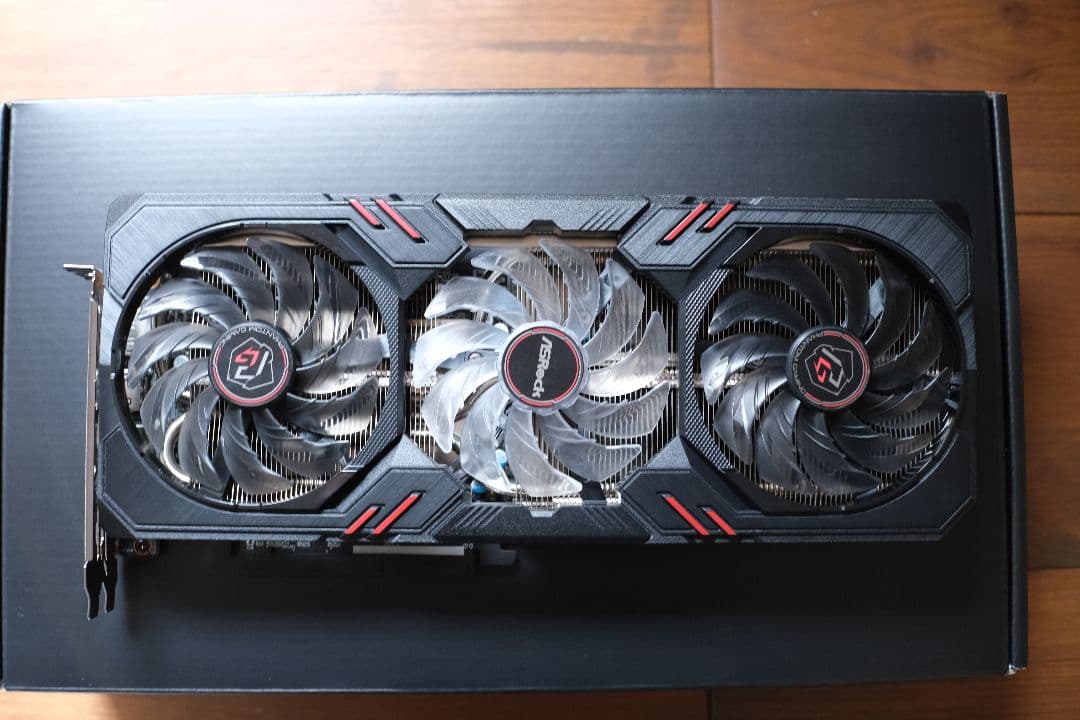Radeon RX 7600 Phantom Gaming 8GB OC 中古