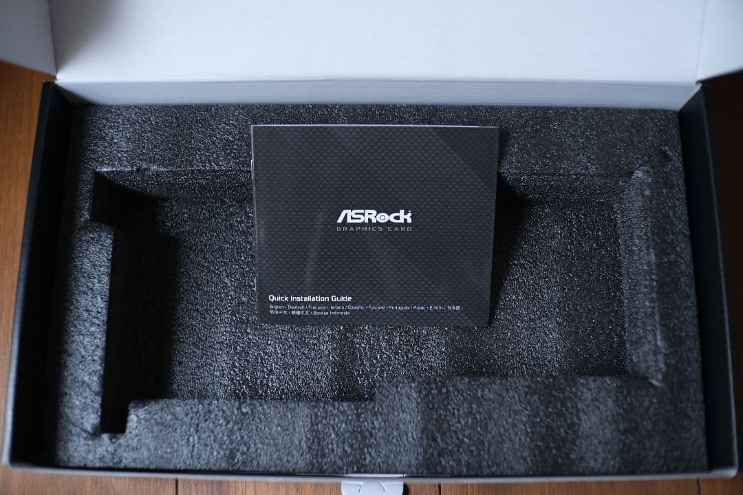 Radeon RX 7600 Phantom Gaming 8GB OC 中古