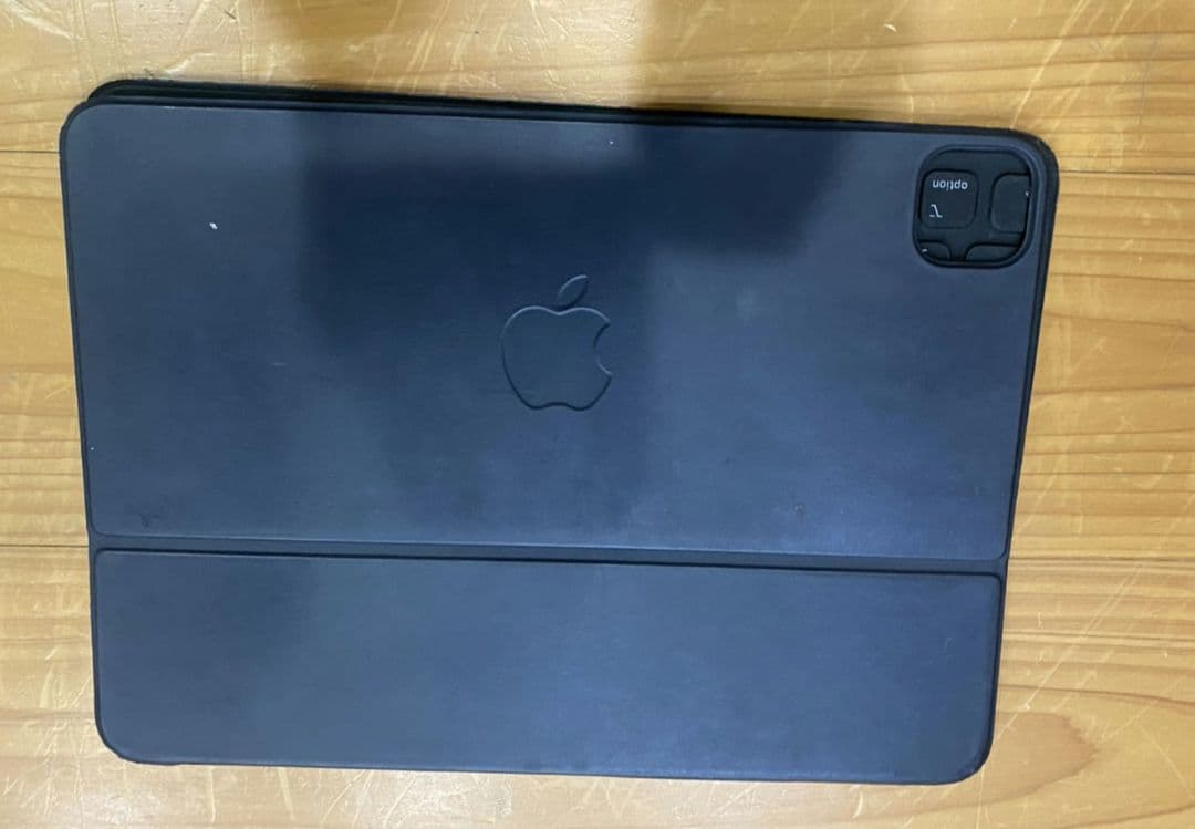 Apple iPad + Smart Keyboard Folioセット