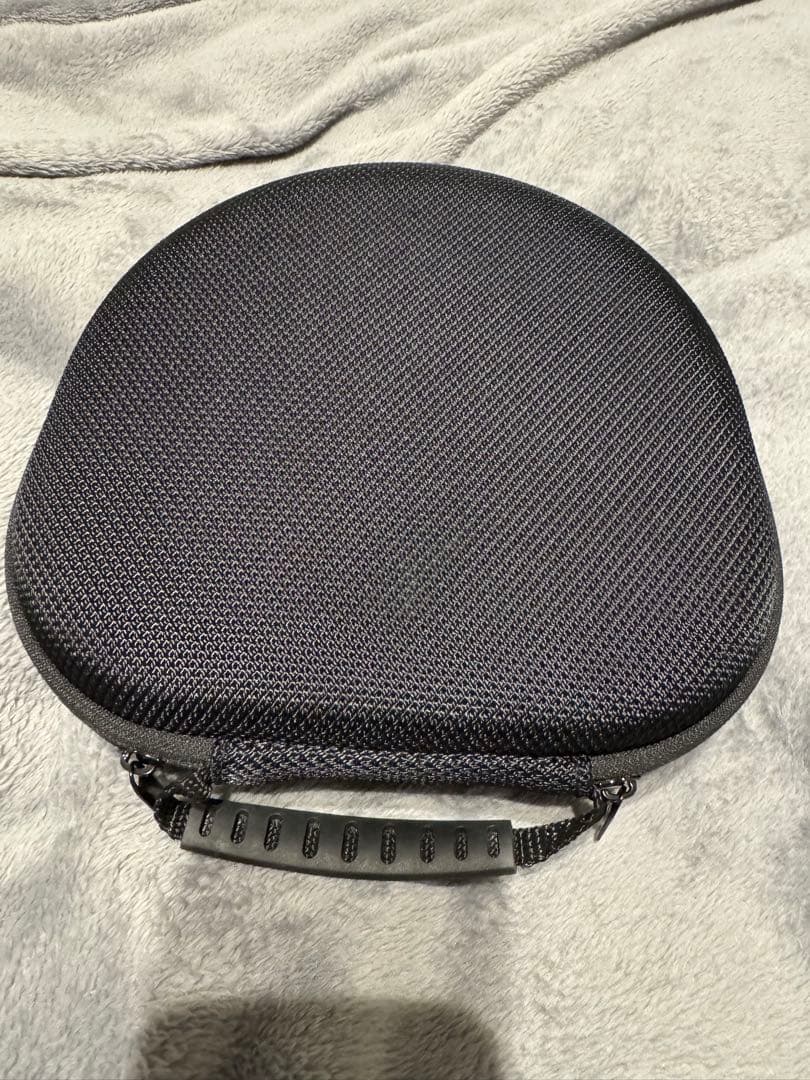 Apple AirPodsMax ハードケース付