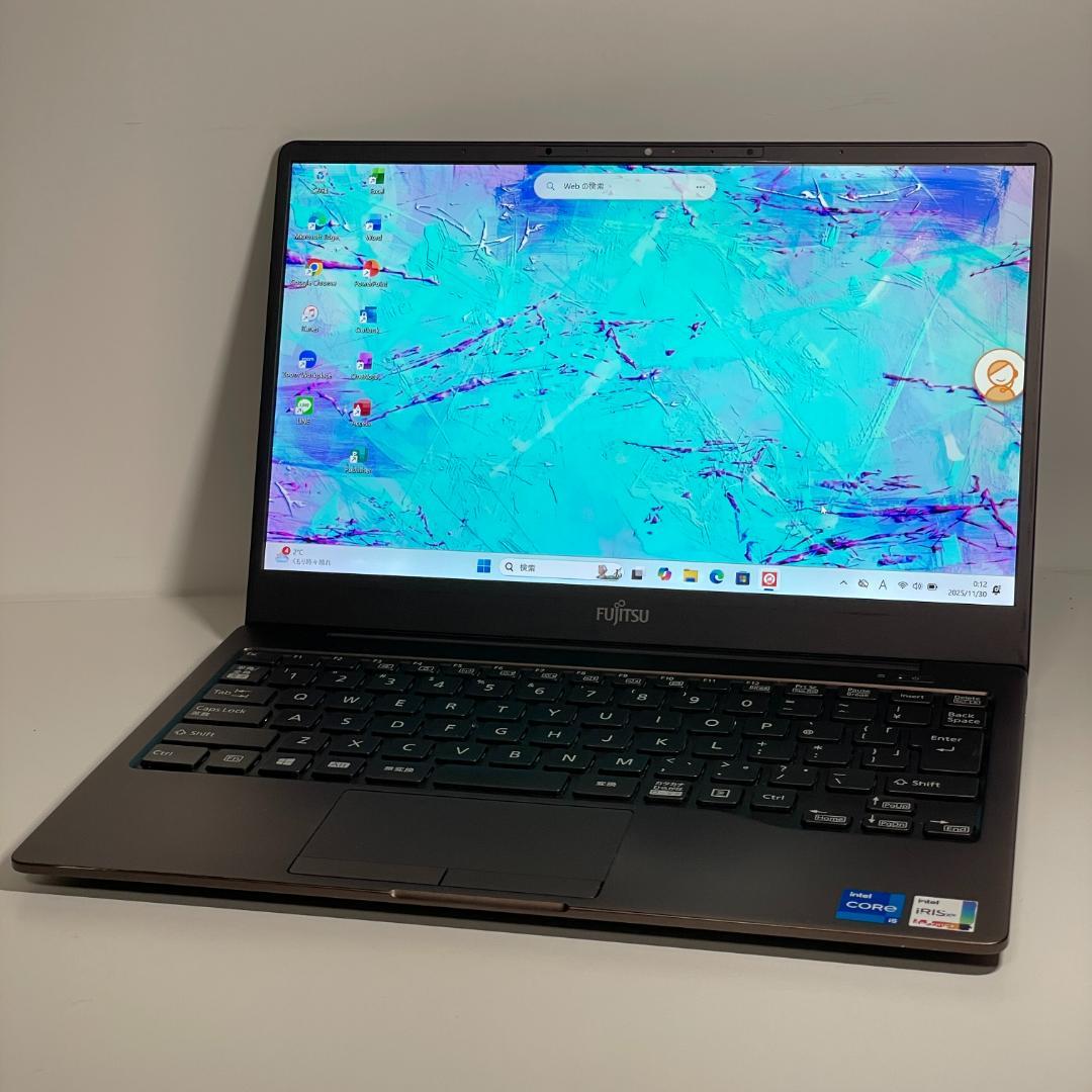 ★希少★ 第11世代i5 LIFEBOOK ノートPC win11 軽量 SSD