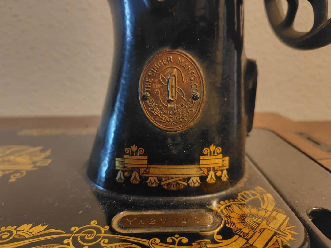 SINGER 足踏みミシン アンティーク