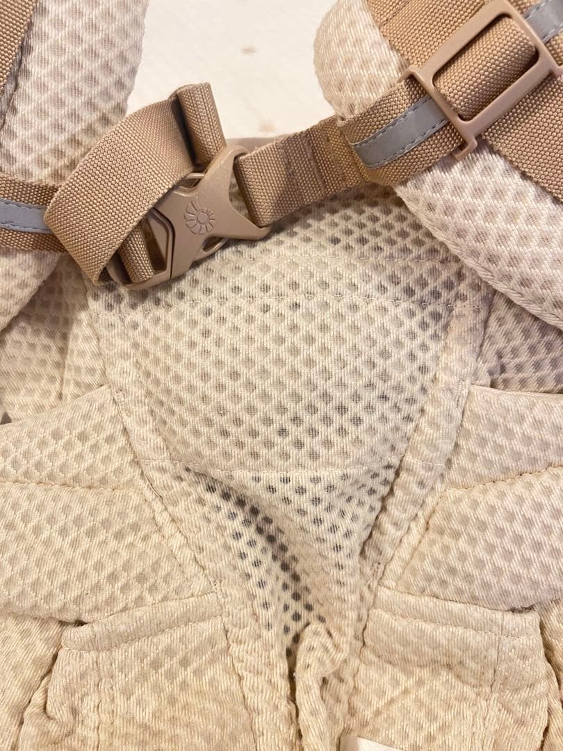 エルゴベビー オムニブリーズ　ナチュラルベージュ