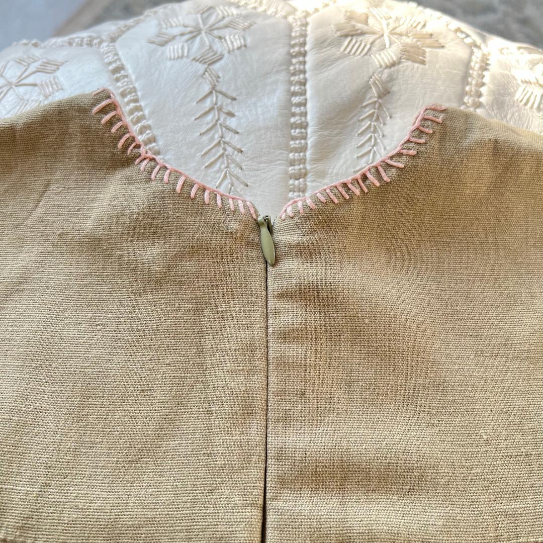 Apolina 刺繍入りロンパース L 18~24M