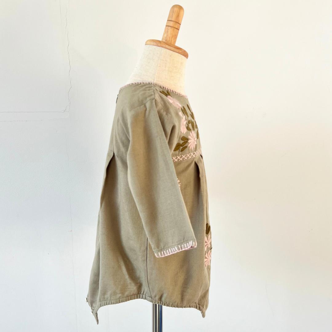 Apolina 刺繍入りロンパース L 18~24M