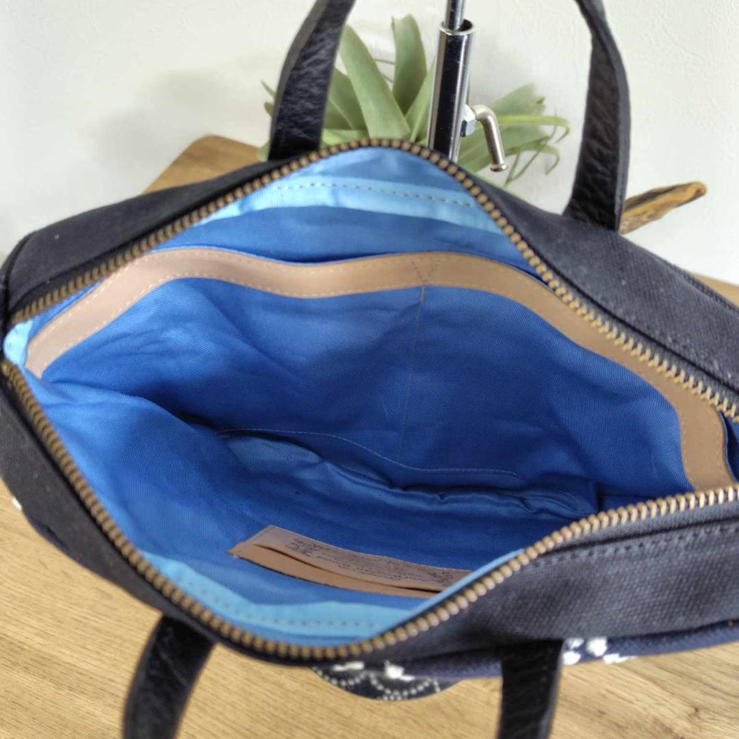 ミナペルホネン/2025tambourineタンバリンネイビー×白/Mサイズ