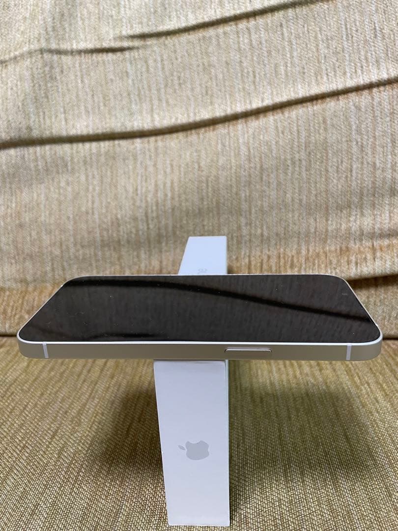 iPhone13 スターライト 128GB ホワイト オマケ付き