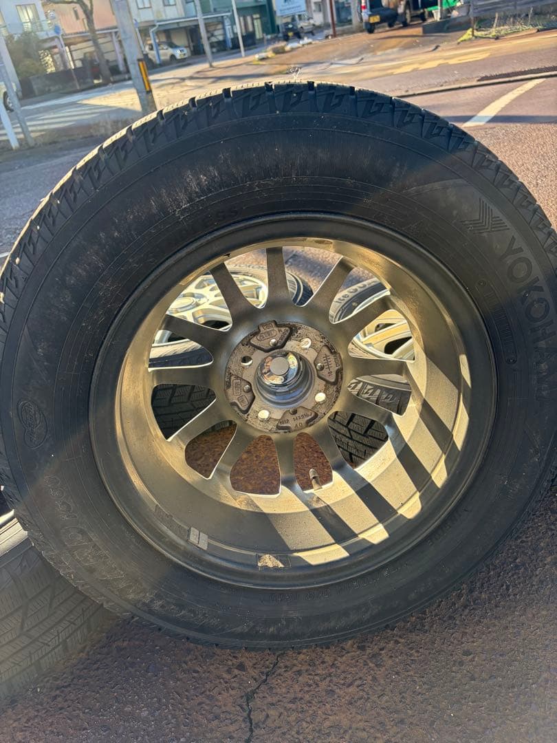 Yokohama ice GUARD IG60 175/70R14 スタッドレス