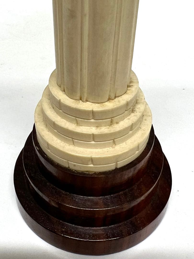 極上 獅子飾り　置物　重さ241g M—5