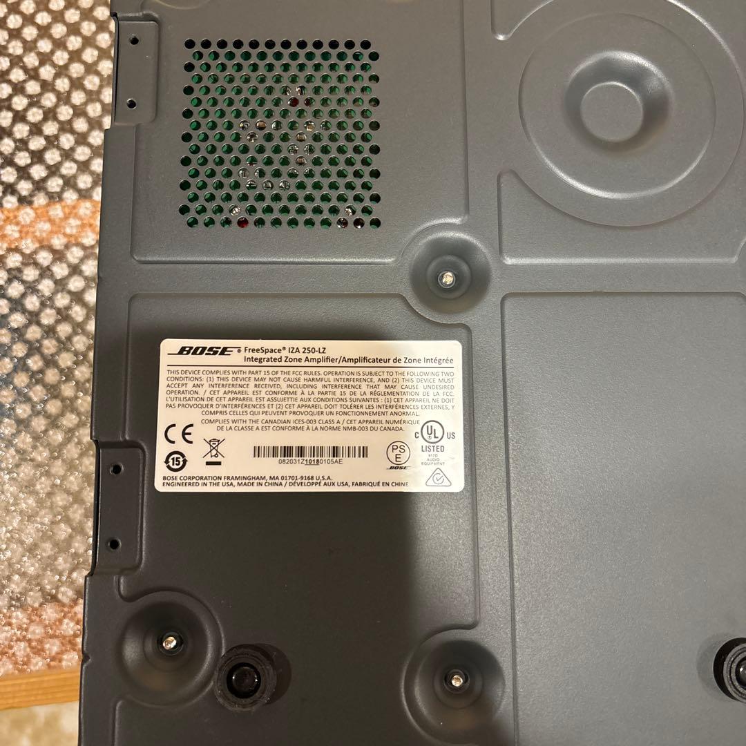 BOSE IZA 250-LZ インテグレーテッドゾーンアンプ