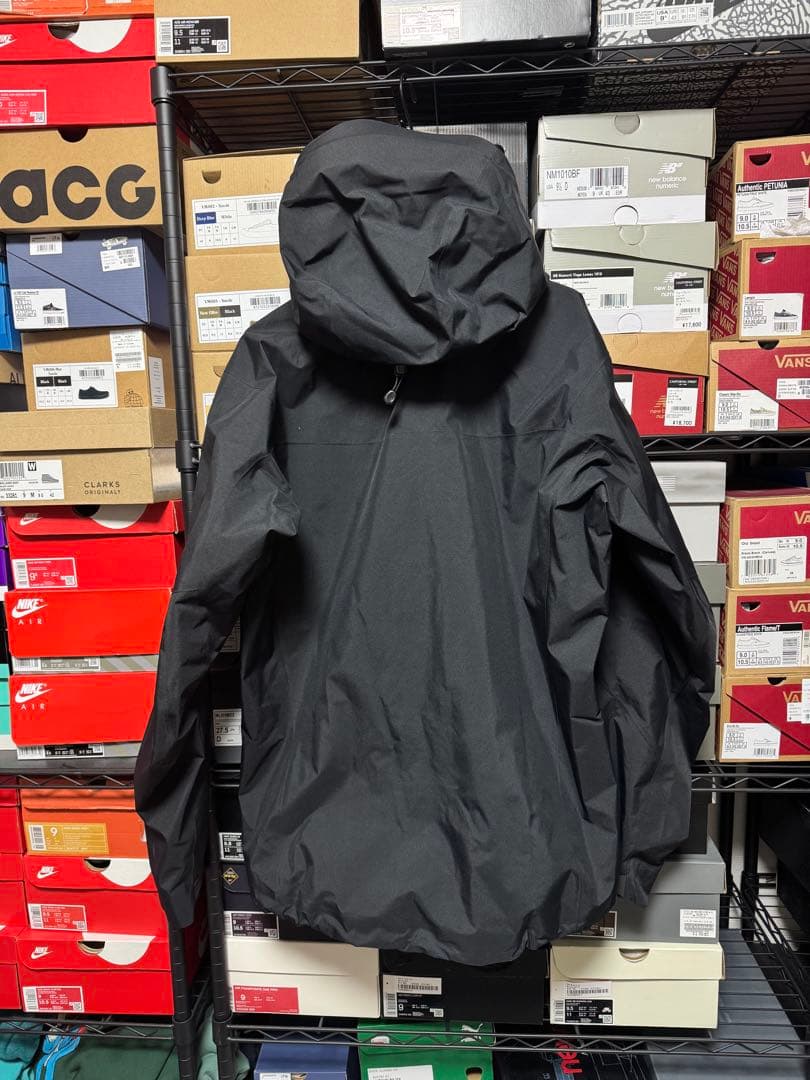 ジャケット・アウター ARC'TERYX Alpha SV Jacket M