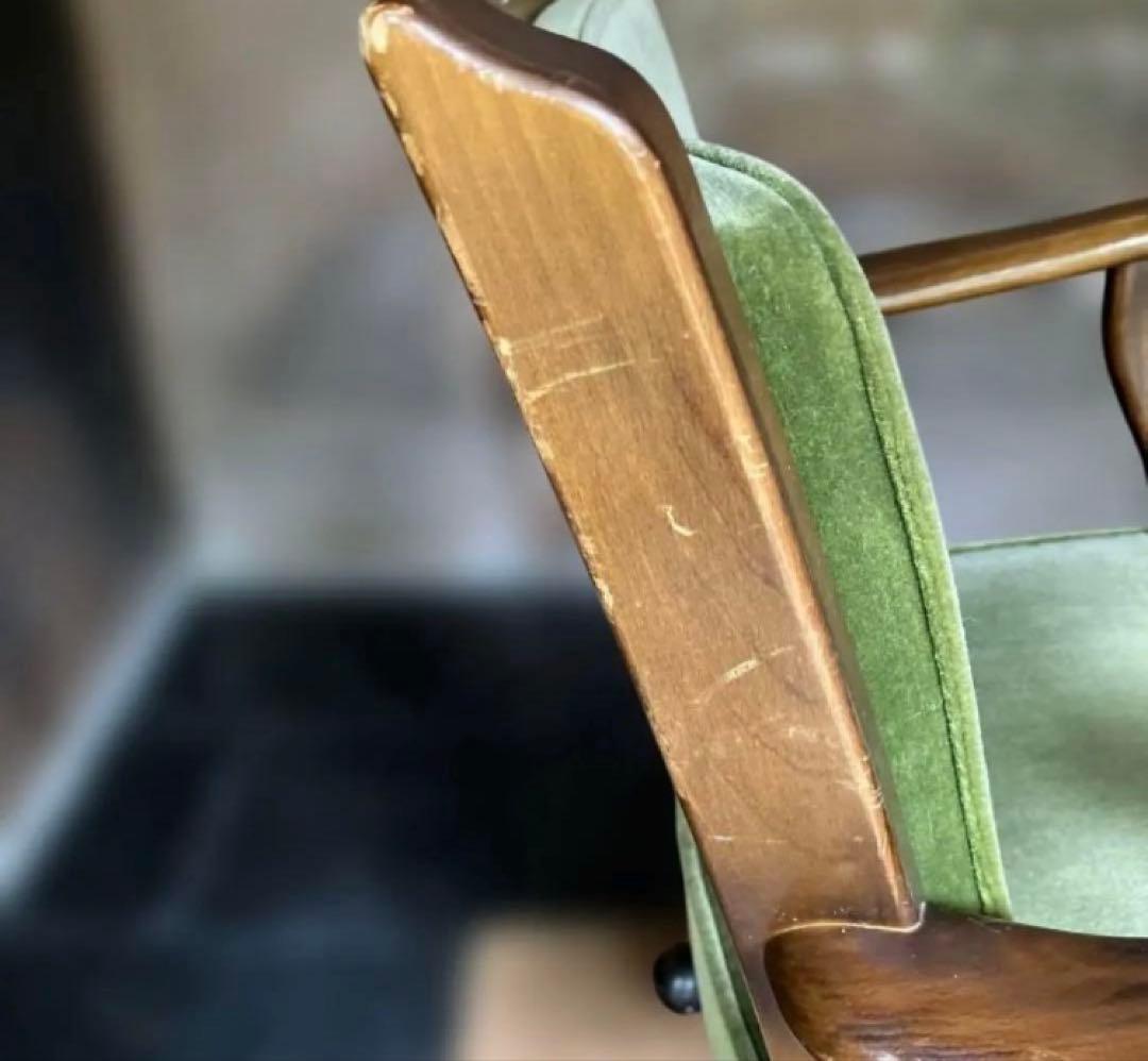 カリモク　コロニアル　デスクチェア　アームチェア 回転椅子