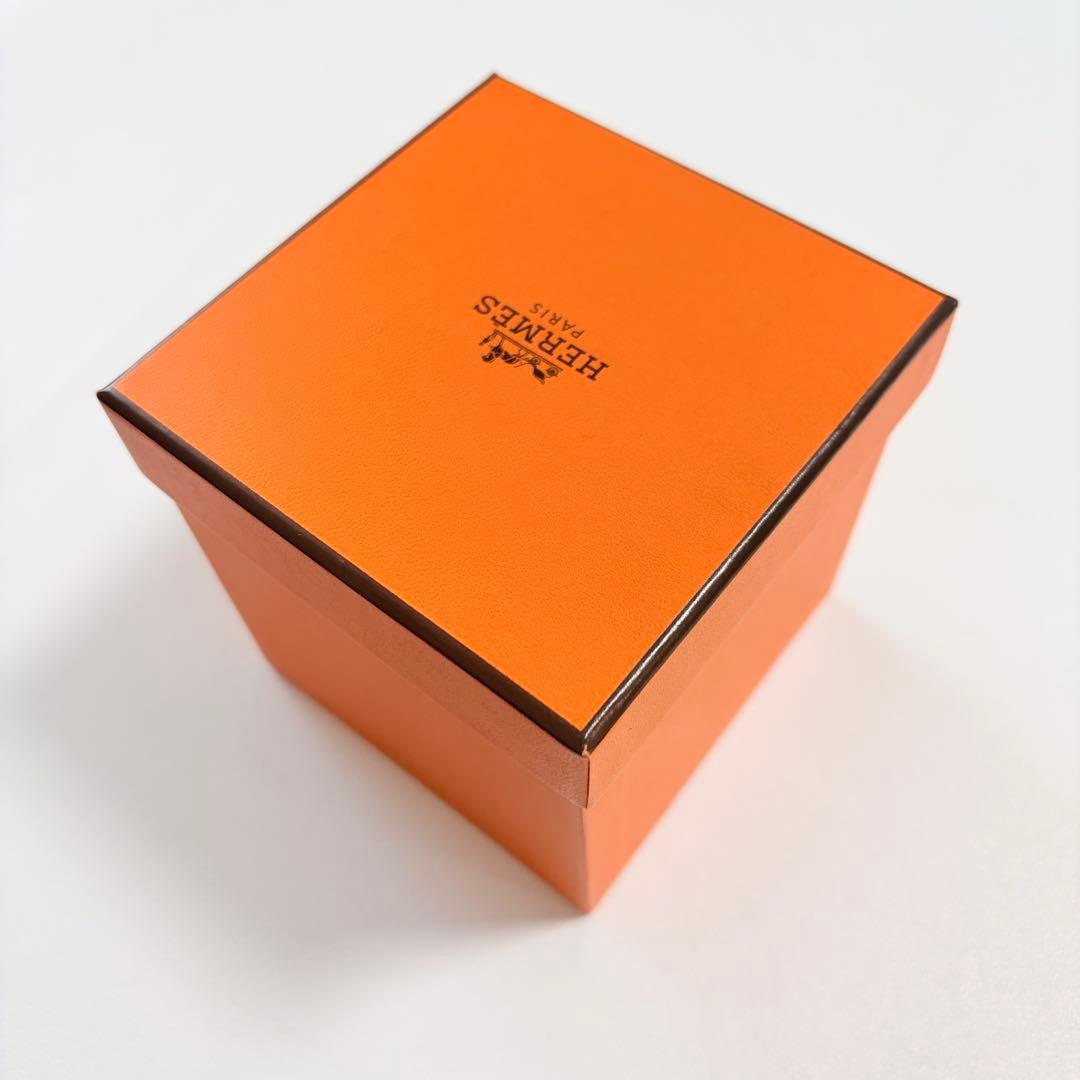 美品　エルメス シェーヌダンクル ブレスレットケース　空箱　レザー調