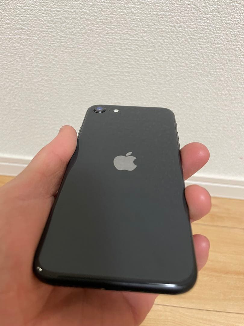 美品　iPhoneSE 第2世代