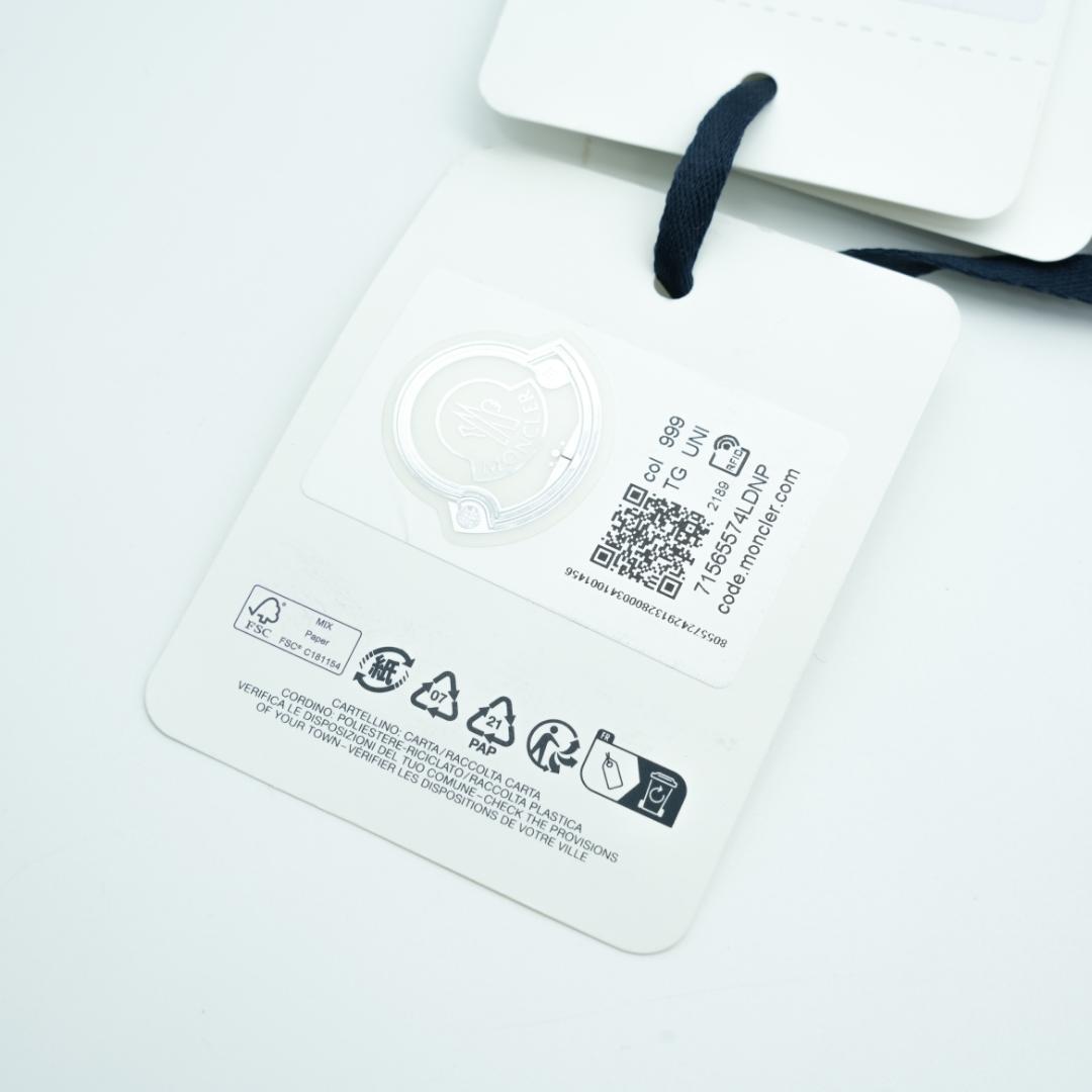 【新品未使用】MONCLER モンクレール ベストキーリング ブラック