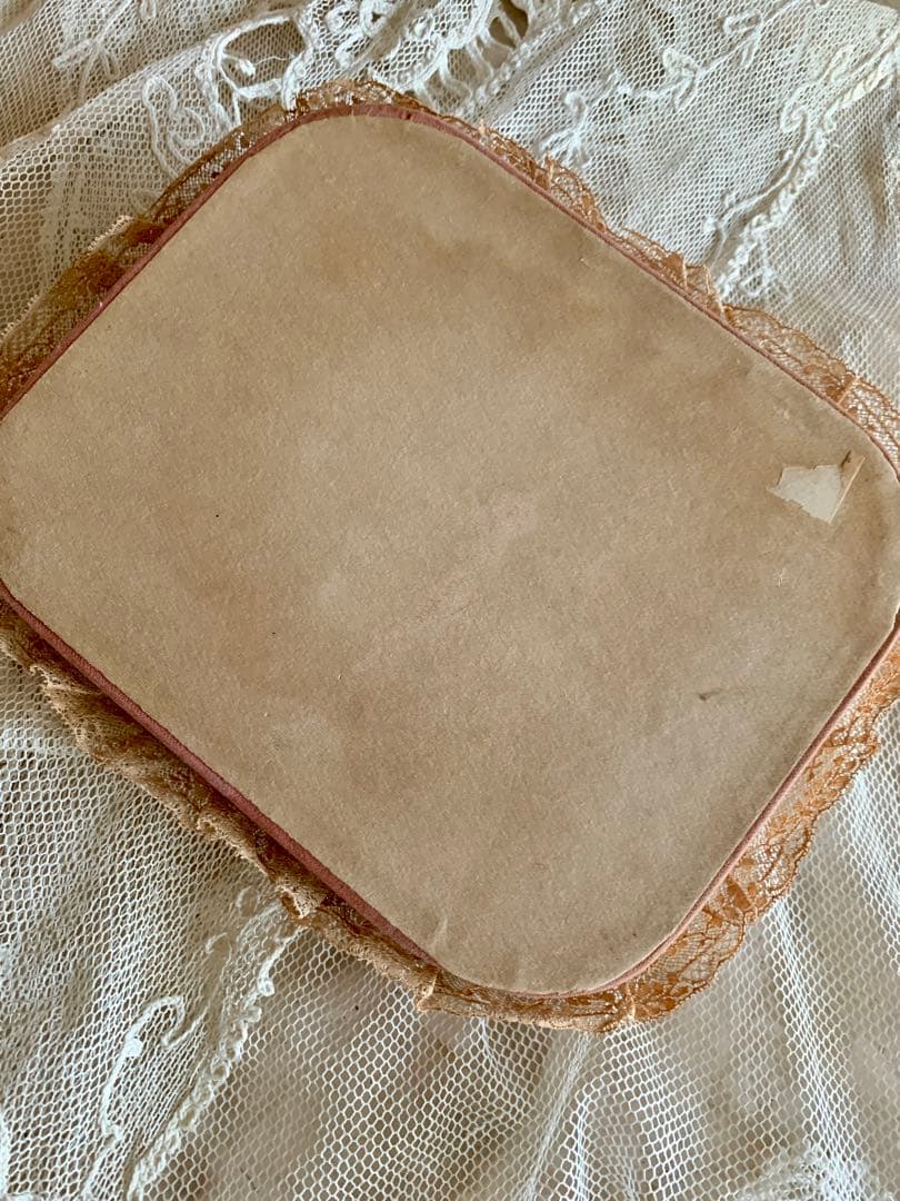 フランスアンティークピンクッション付ロココモチーフガラストレイ※メタルブレード