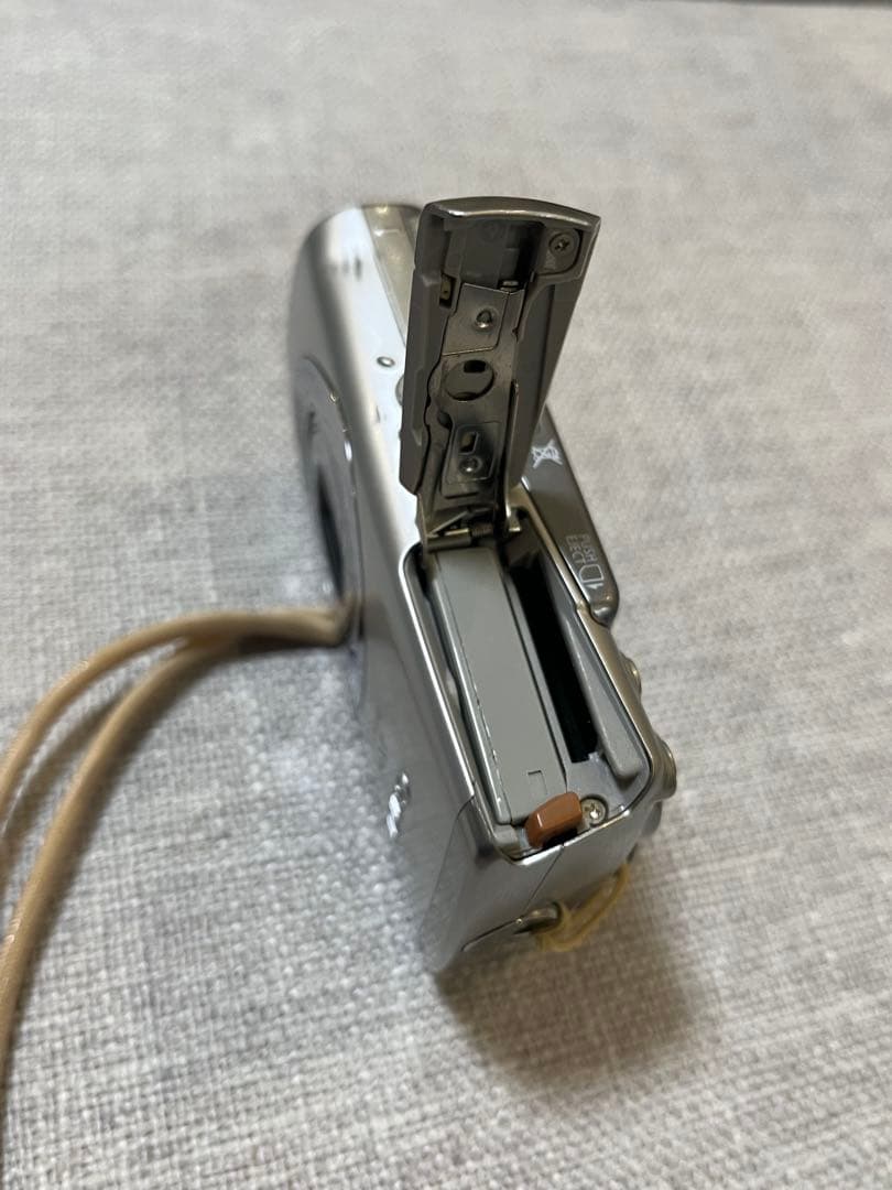 Canon IXY DIGITAL 810 IS コンパクトデジタルカメラ