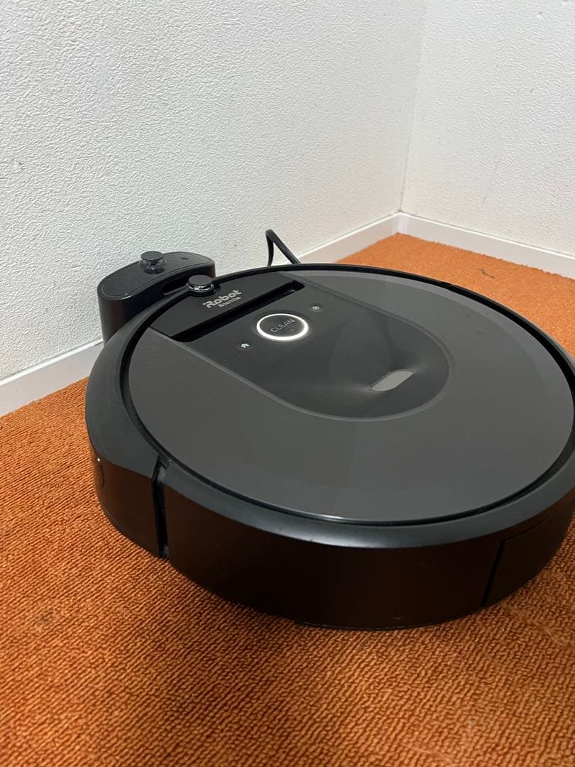 美品 ルンバ i7 ロボット掃除機 アイロボット 水洗いできるダストボックス