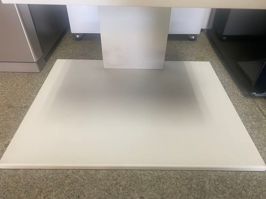 じゆんじゆん　テレビスタンド WALL V2 ロータイプ 棚板付き