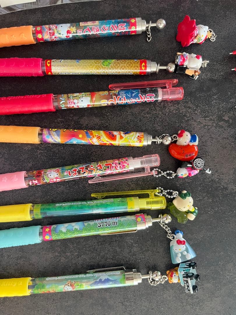 ご当地ハローキティ シャープペン　ボールペンセット 28本　レア