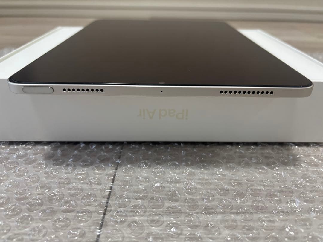 【美品】iPad Air 第5世代 M1チップ 256GB Wi-Fiモデル