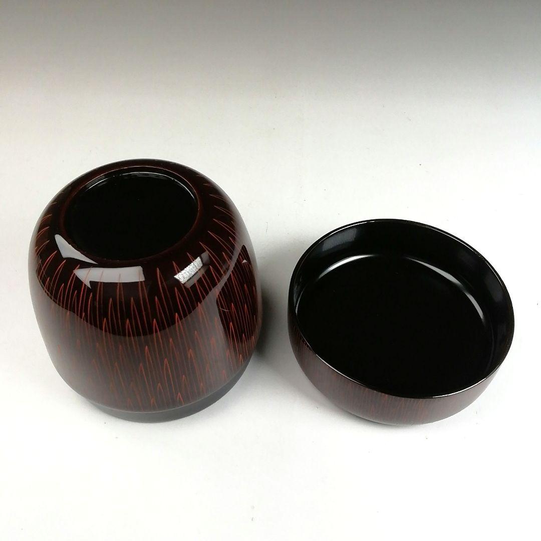 Ｔ８３３　棗　『朱菊彫り』『中棗』『関翠雲 作』　共箱　茶道具