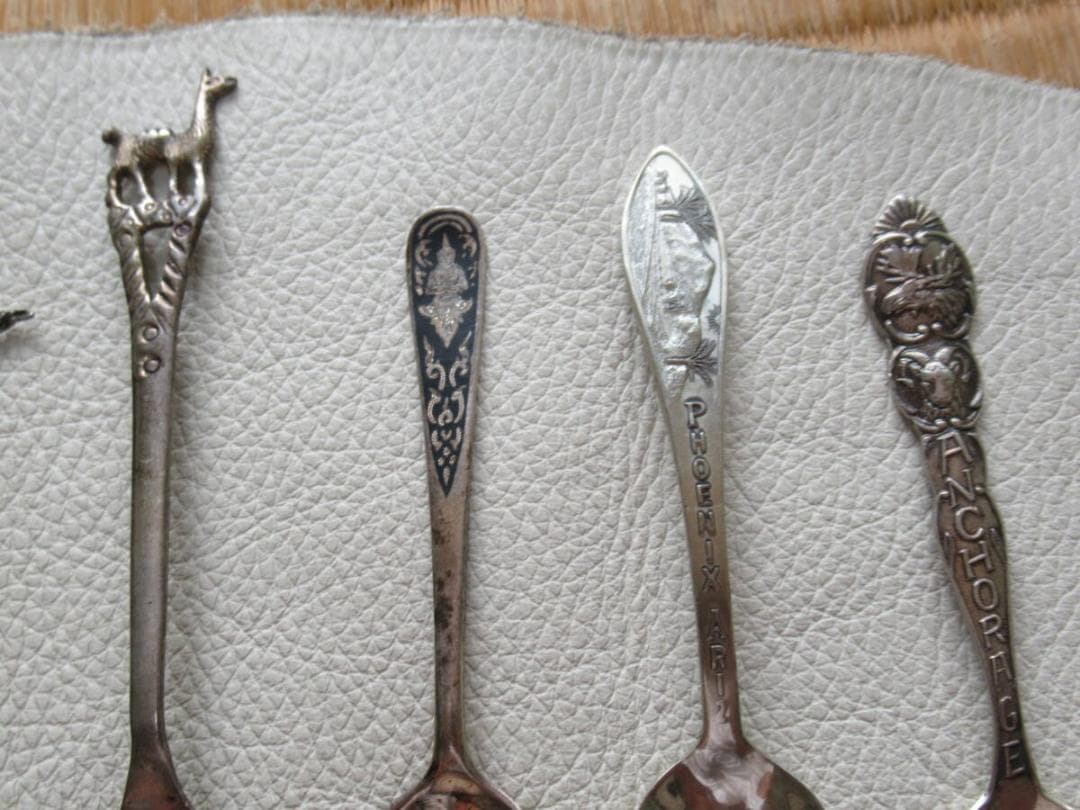 希少 美品 1950年頃希◆銀製(シルバー)と七宝製 世界のスプーン 合計23本