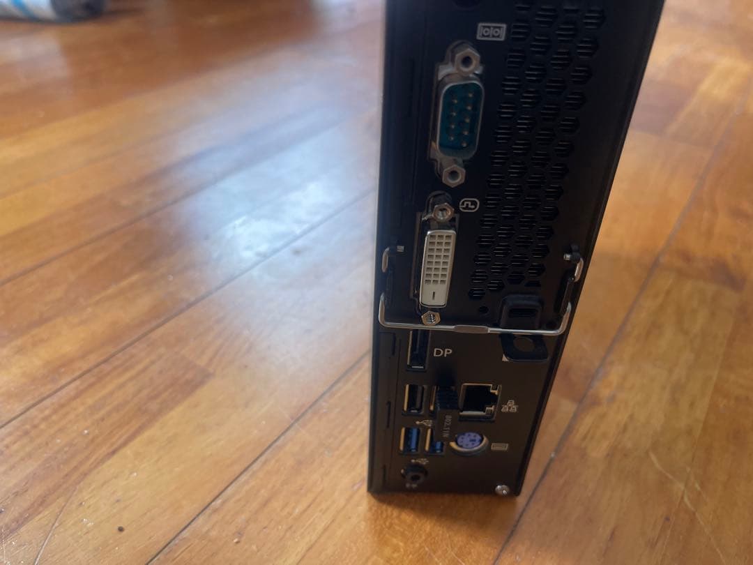 富士通 Q556/P i5/4GB/HD500GB/Win11/Office