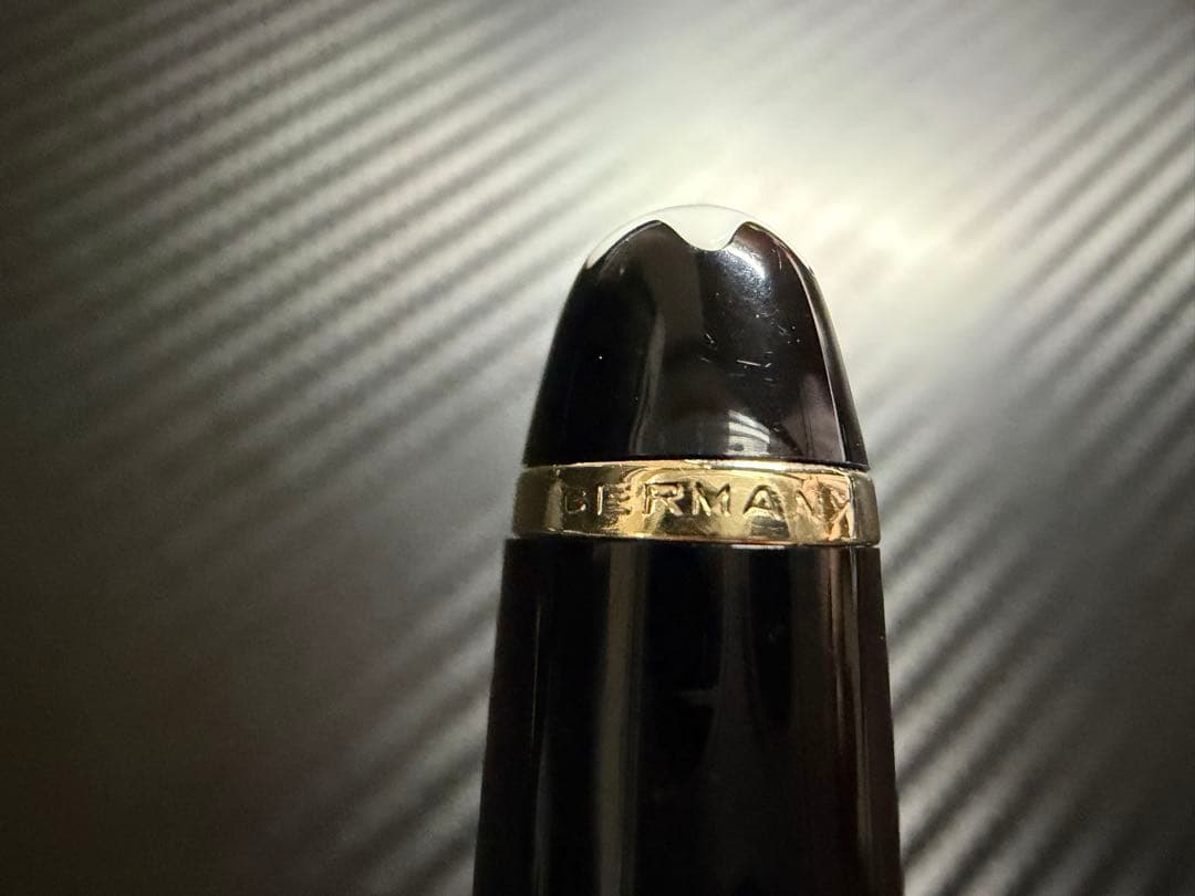 美品 モンブラン マイスターシュテュック 144 万年筆 ブラック 全金 F