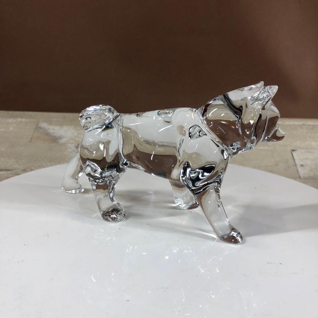 ✨バカラ　クリスタルガラス 犬のオブジェ 秋田犬　刻印あり　未使用