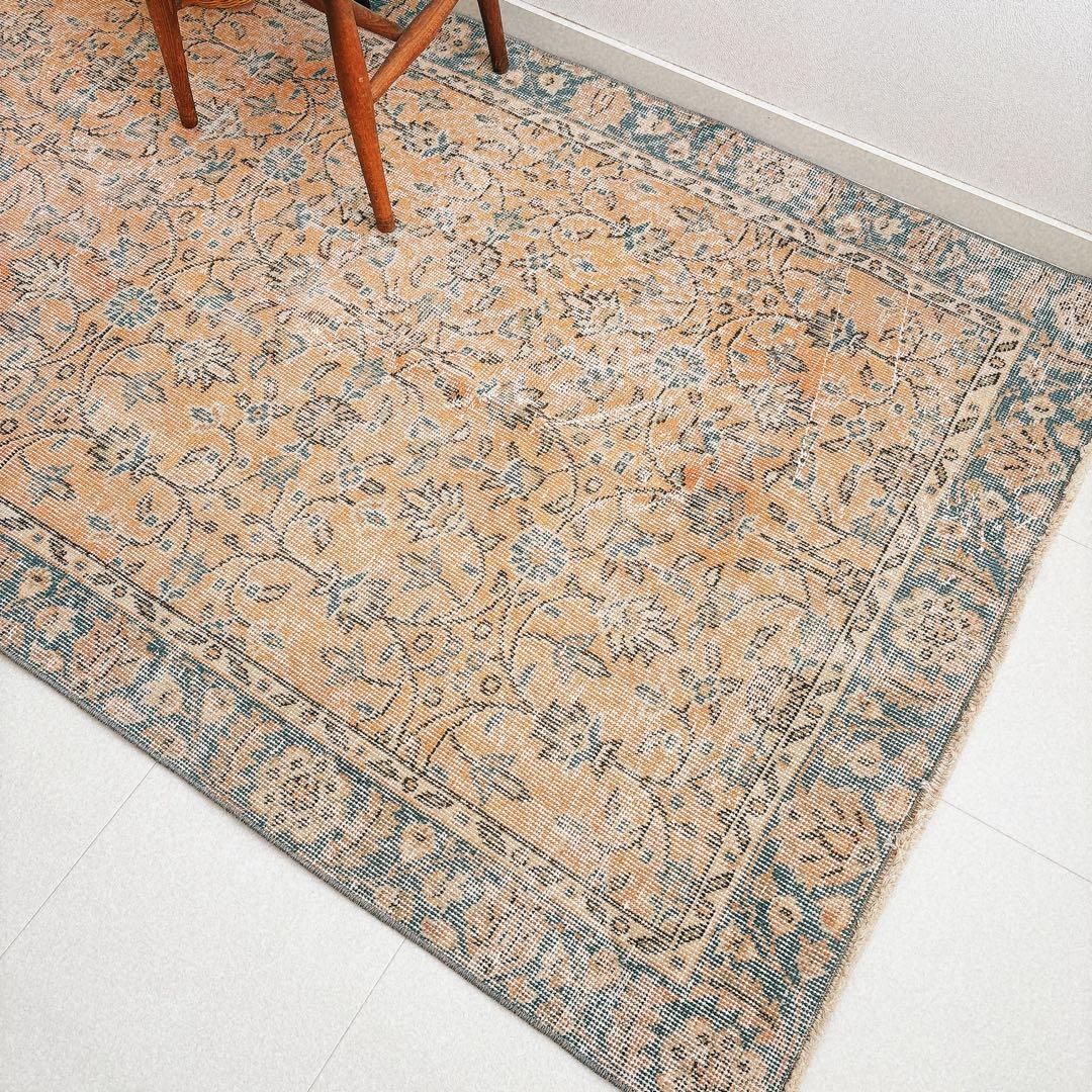 トルコ　ヴィンテージ ラグ オレンジ　ブルー　フローラル