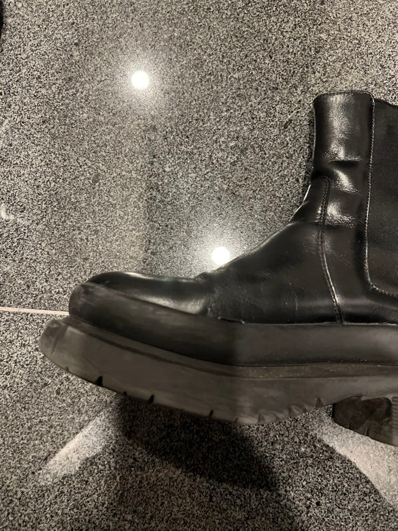 ヴァレンティノ　ブーツ