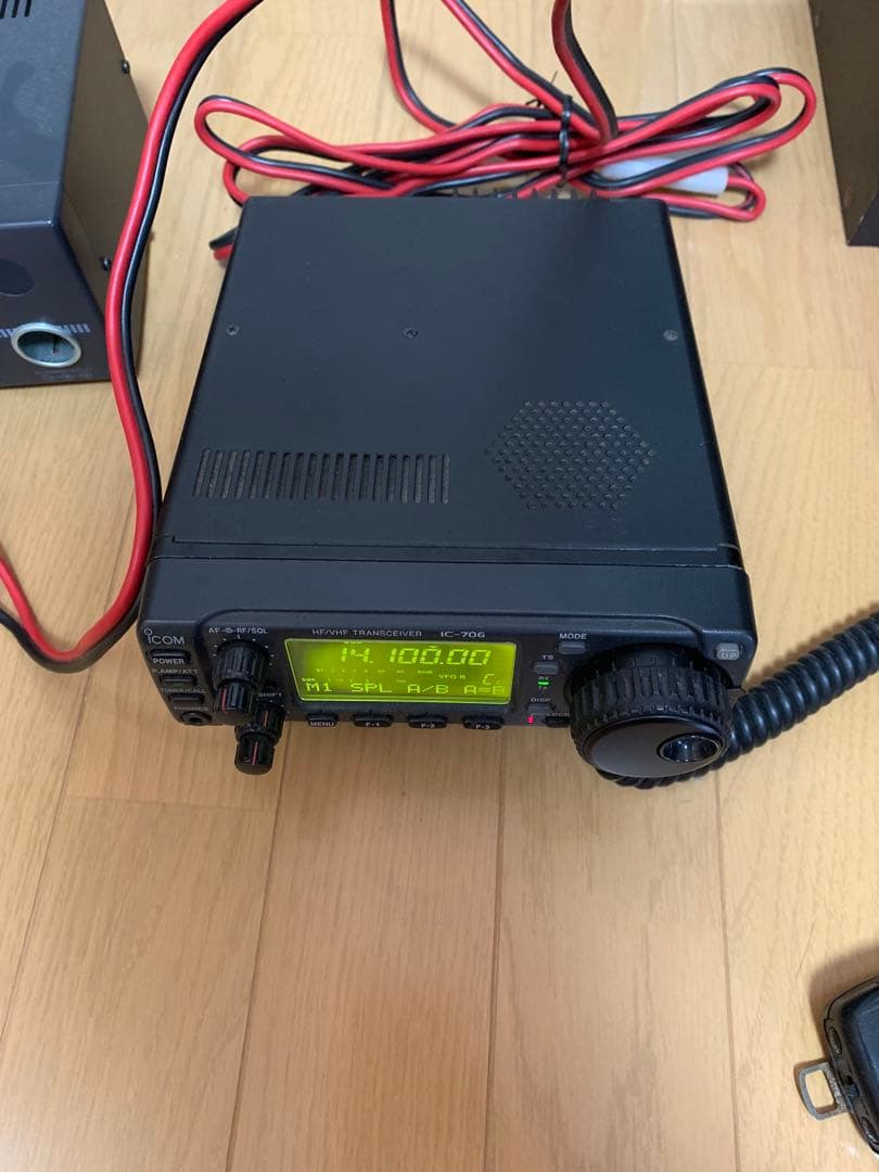 ICOM IC-706トランシーバー